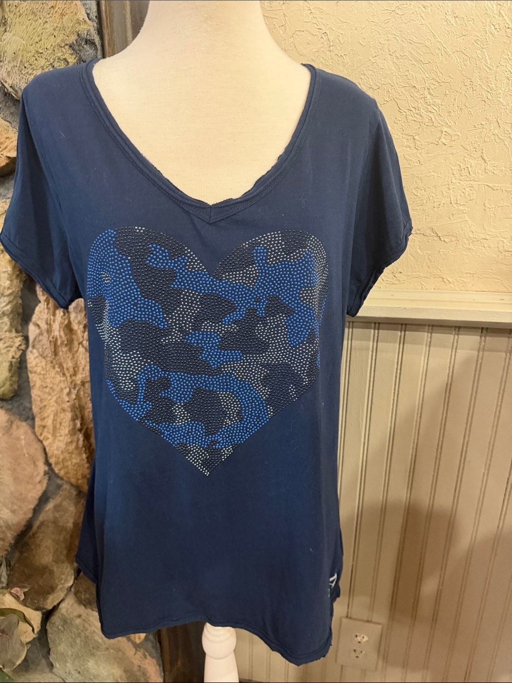 Seven7 Navy V-Neck Tee with Blue Camouflage Heart